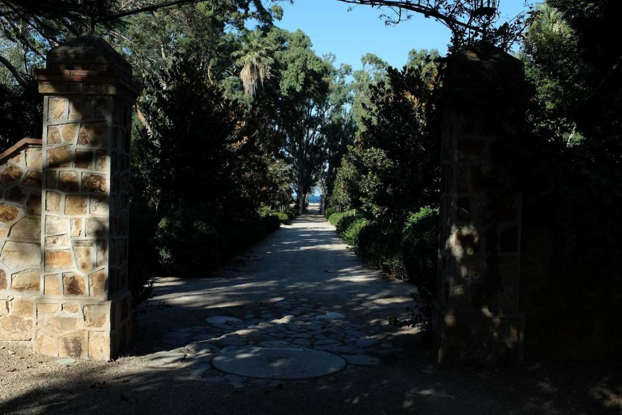 Suite A Villa D'Orri Саррок Экстерьер фото